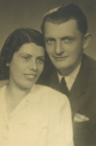 Aunt Blanche Donath and her husband Zoltan. Date is unknown. Aunt Blanche Donath and her husband Zoltan. Date is unknown.